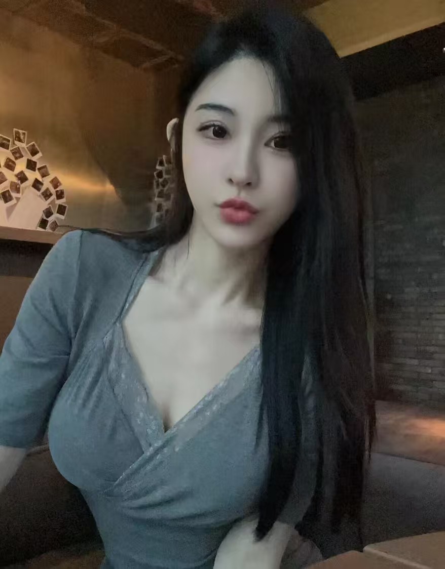 十里河性感辣妹小鹿