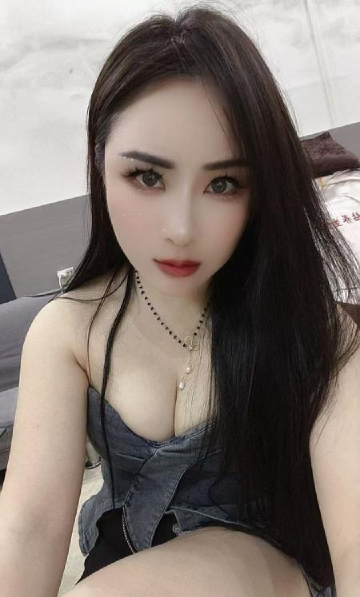 体验乌市漂亮小姐姐