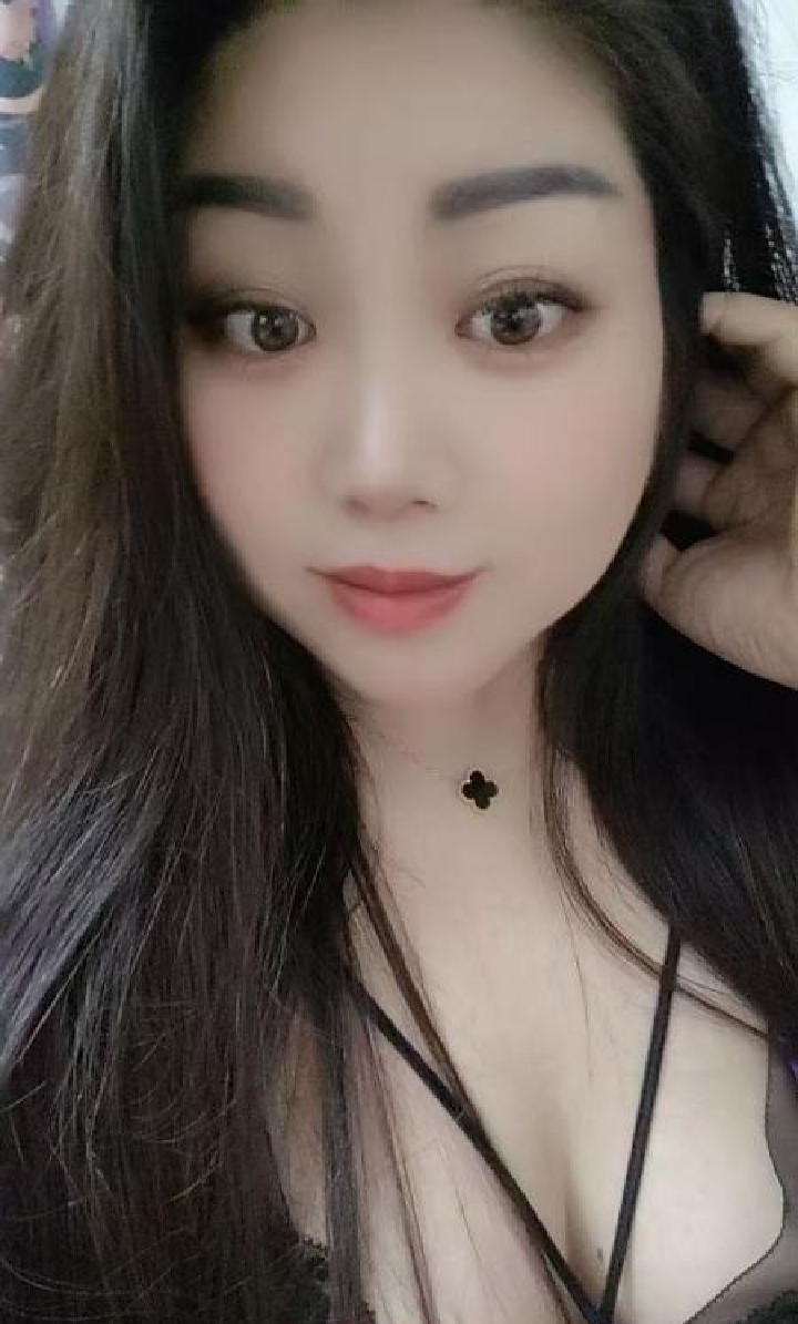 再刷越秀丰润美少妇