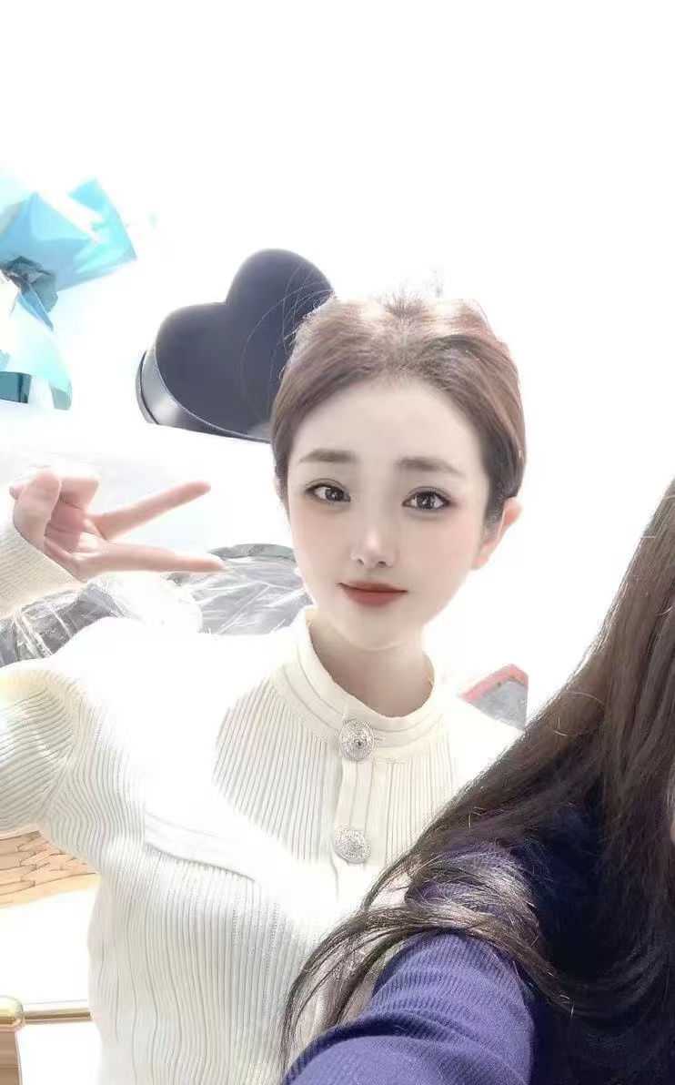 邻家女孩的感觉，莫名亲切