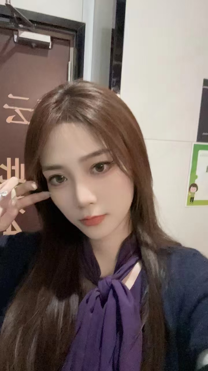 闵行白嫩御姐范思琪