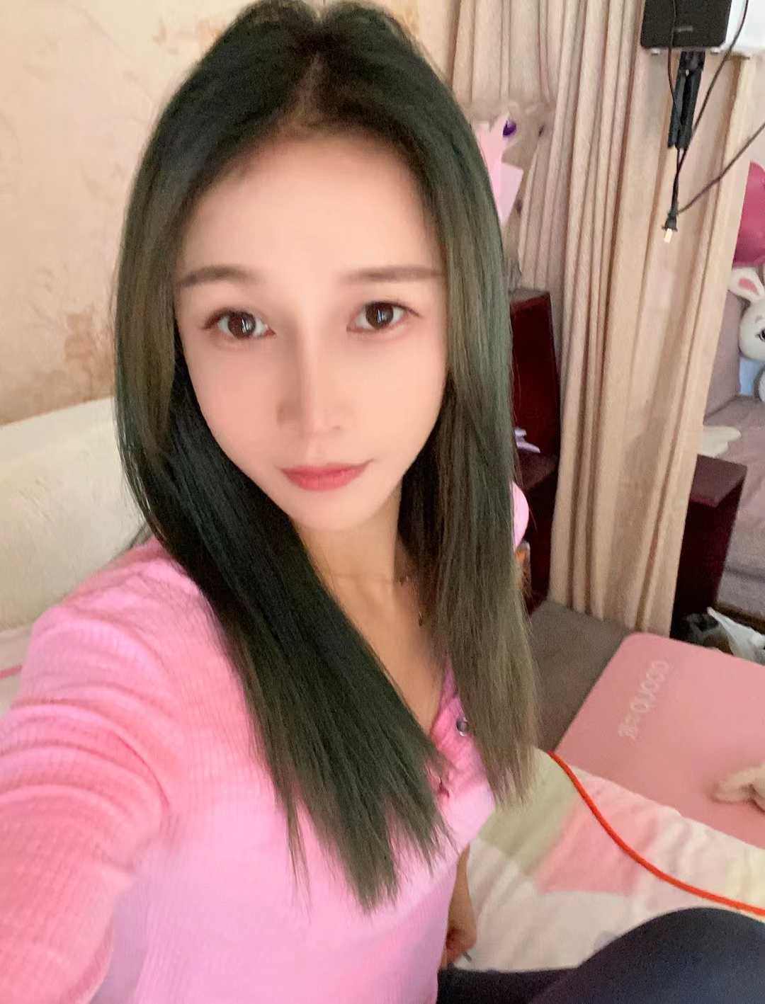 青年人闷Sao欲女婷婷