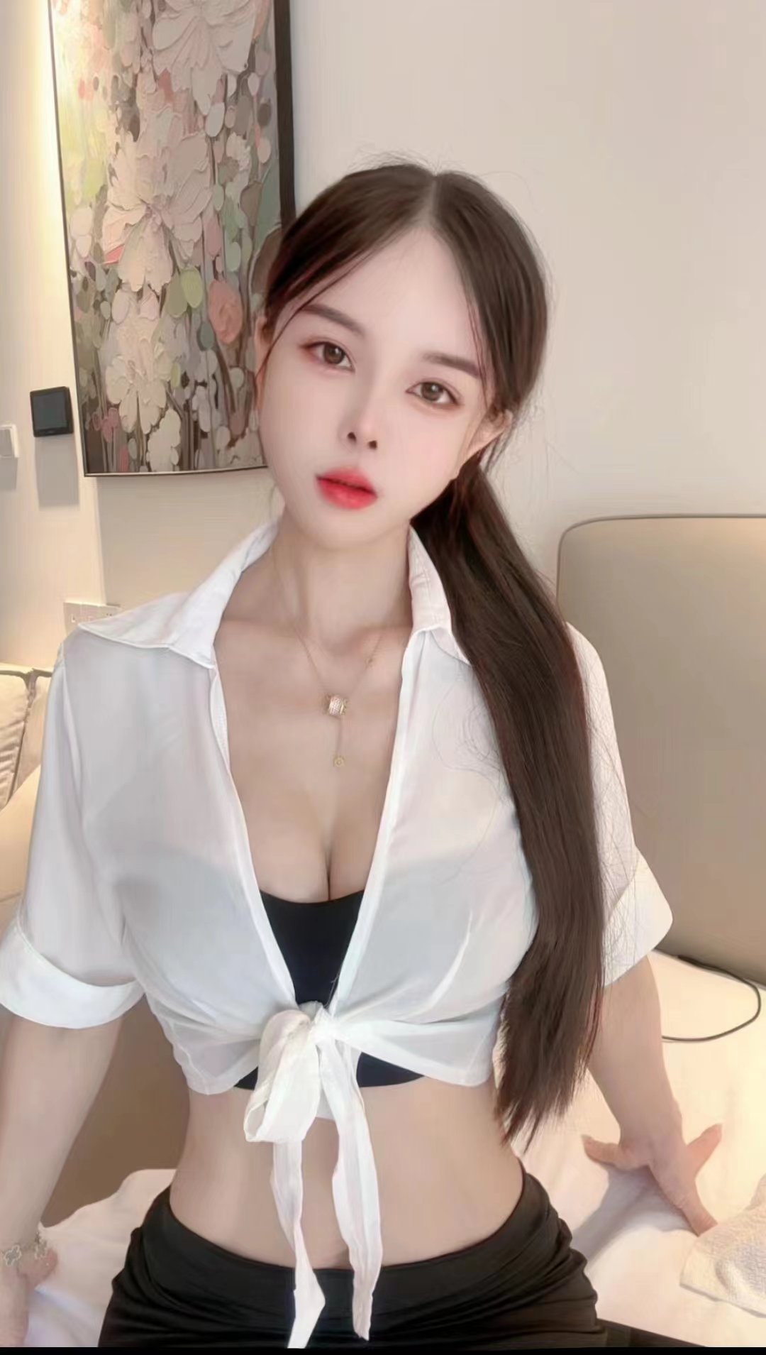 洪山情趣爆乳妞甜甜