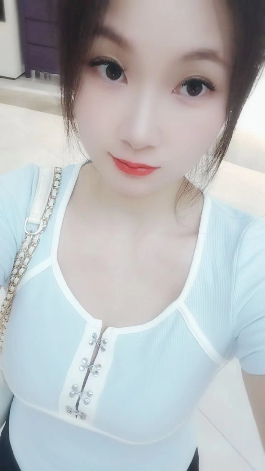 白云丰润热辣洁儿老师