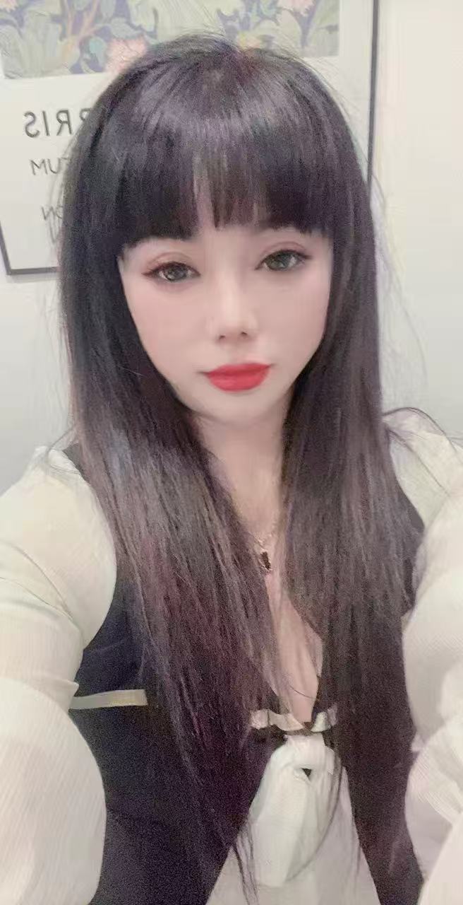 南开妩媚丰润小少妇