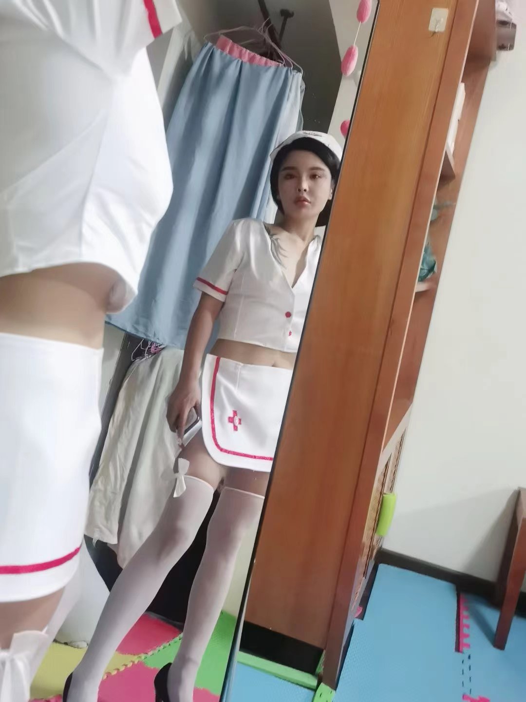 项目很多，小姐姐很健谈，不会冷场