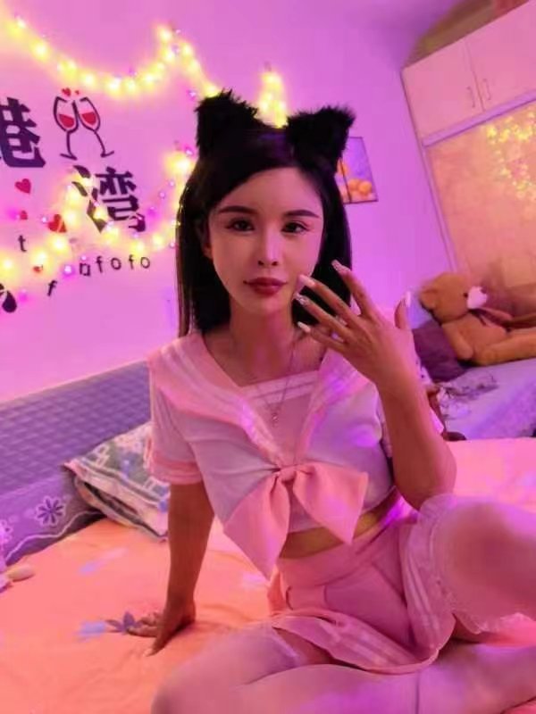 项目很多，小姐姐很健谈，不会冷场