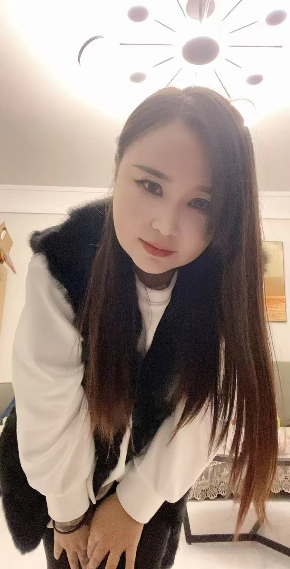 裕华美艳肉感泄火少妇