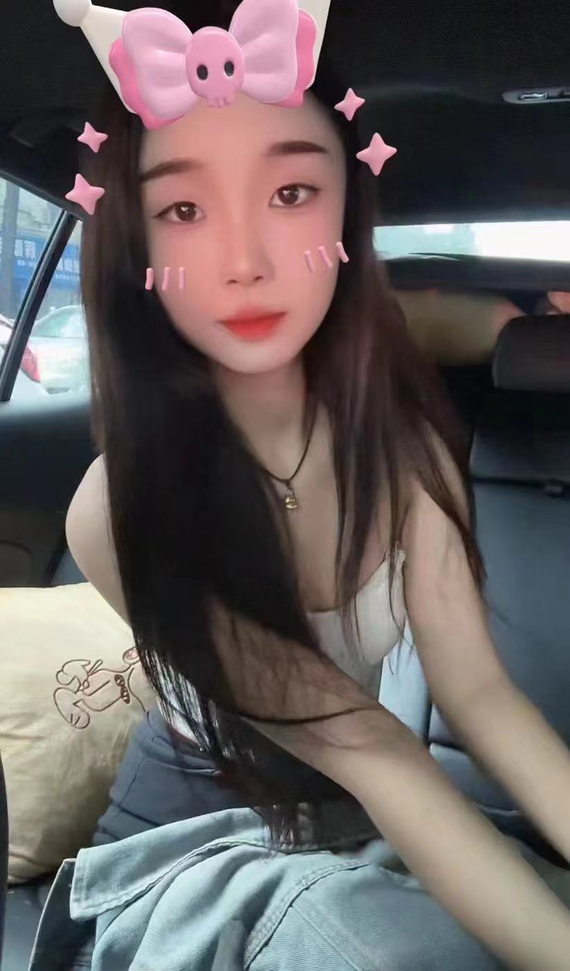 福永白嫩小妹嘉欣