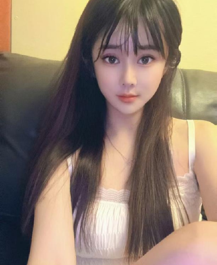 黄土岭清新白嫩多多妹