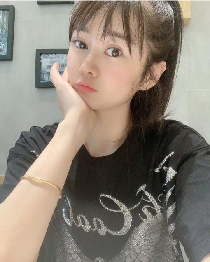 黄土岭清新白嫩多多妹