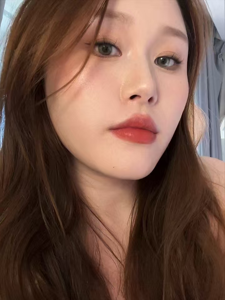 医美偶尔兼职小姐姐