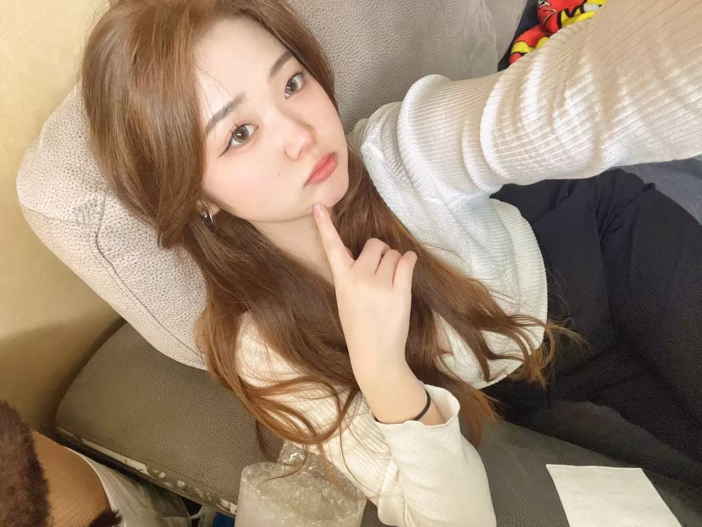 丰满白嫩甜妹沫沫