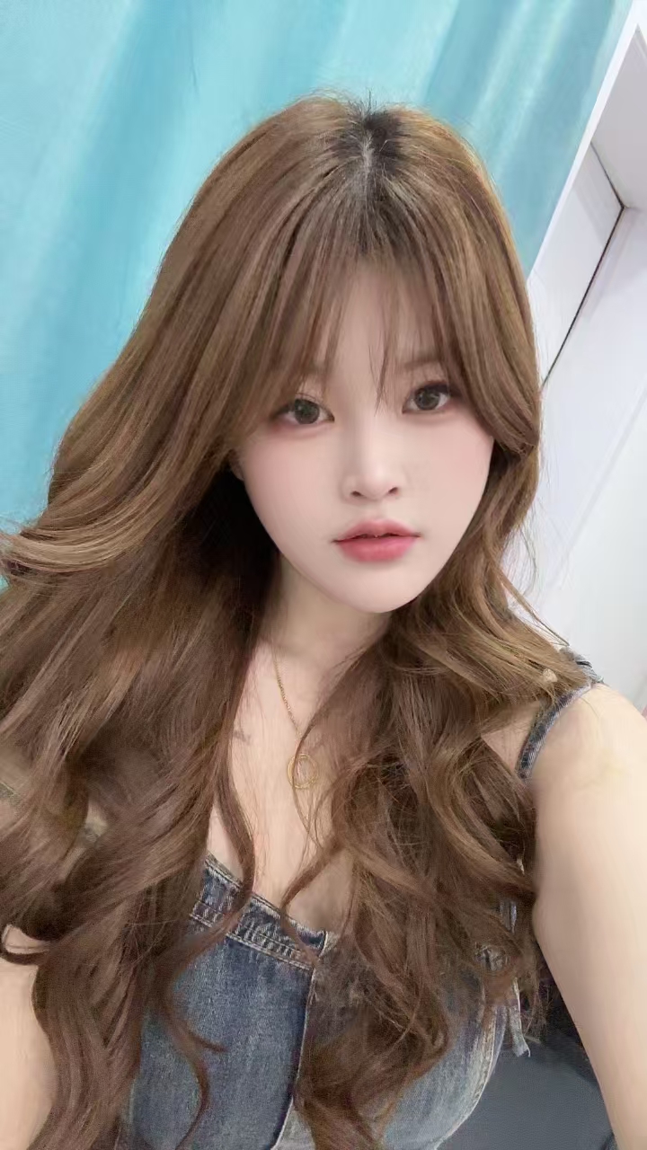 人美声甜气质佳，形象好