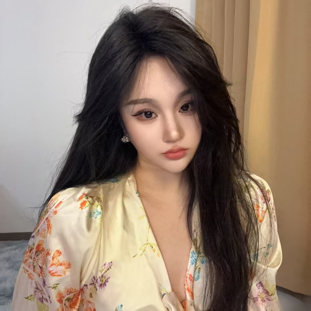 含情脉脉的看着你，配合默契