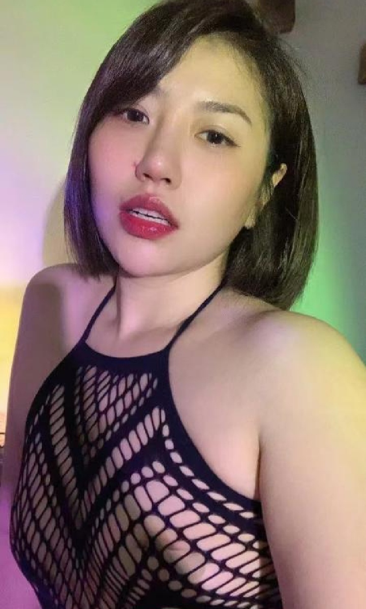 拱墅热辣短发尤物媛媛