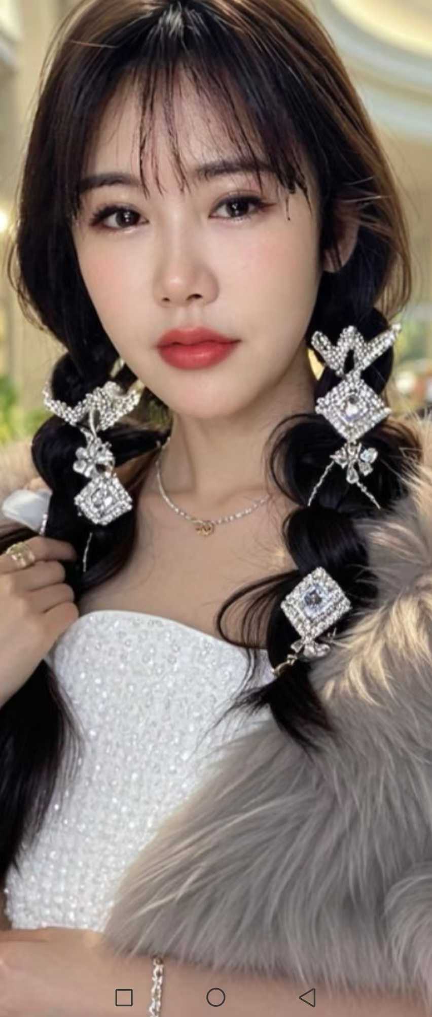 热舞火辣的熟女，服务相当好