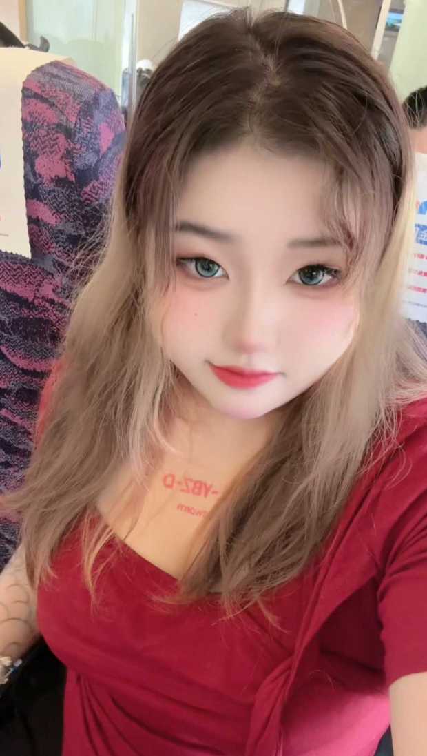 学生兼职诚信可约 喜欢胖胖的 胸大的哥哥可以加