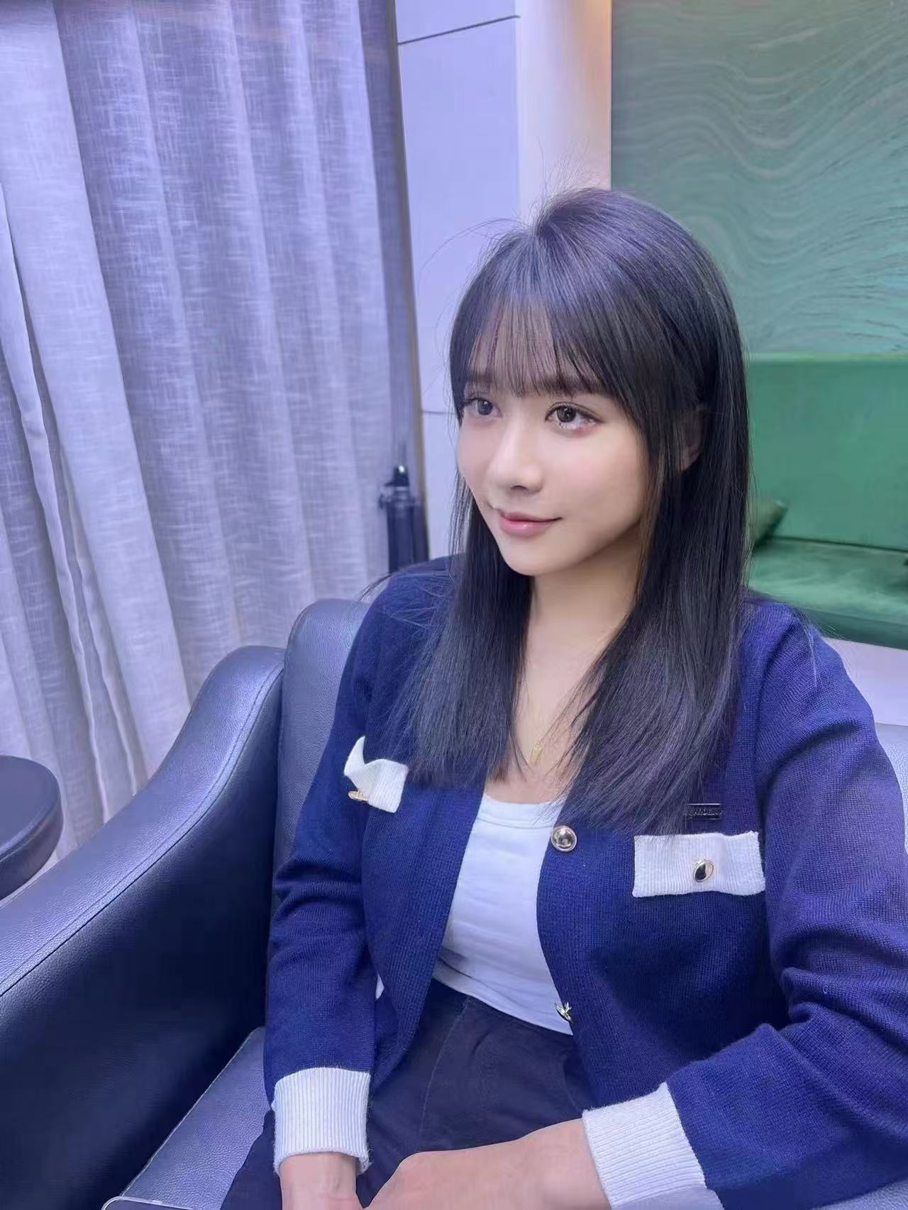 海宁市气质美女年轻漂亮