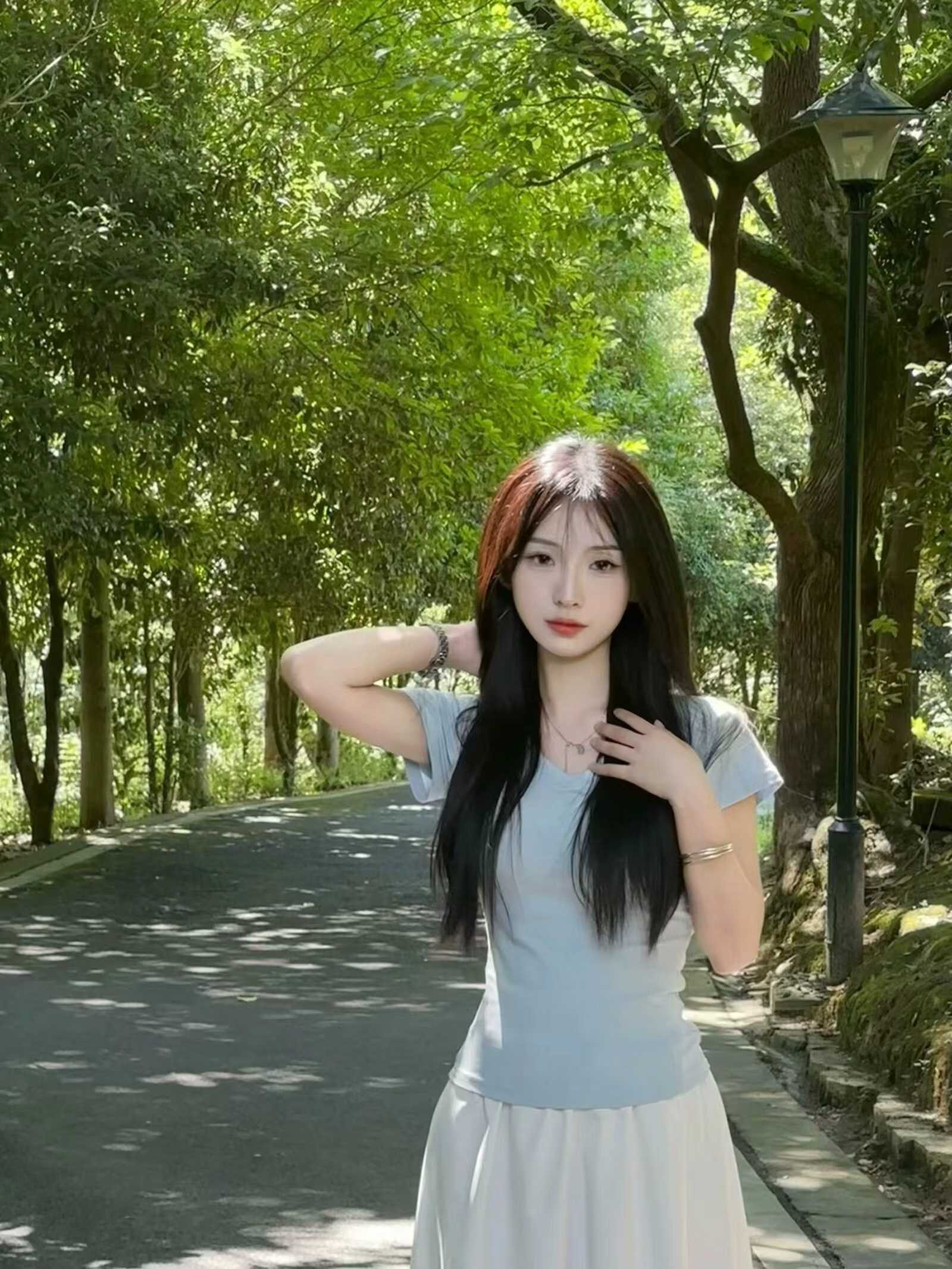 热情温柔甜妹很刺激