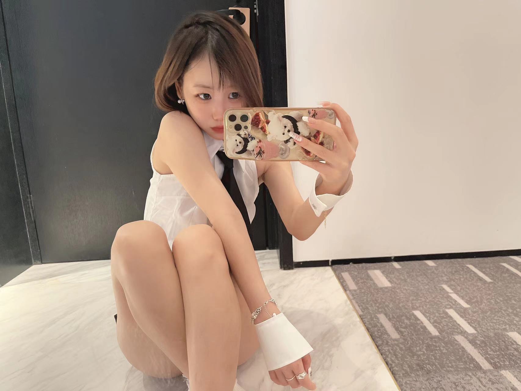 甜美系妹子娇娇欲滴