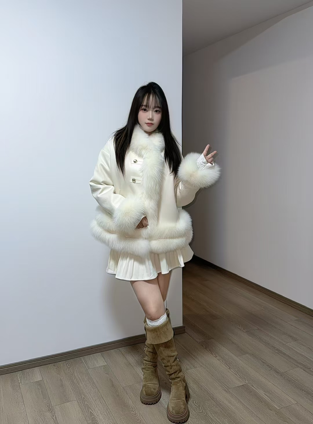 比较主动的美女耐心不敷衍