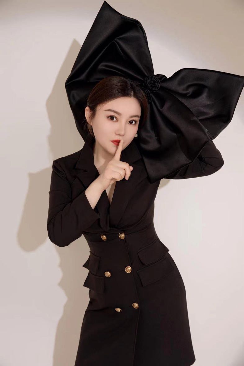 中原区丰满少妇