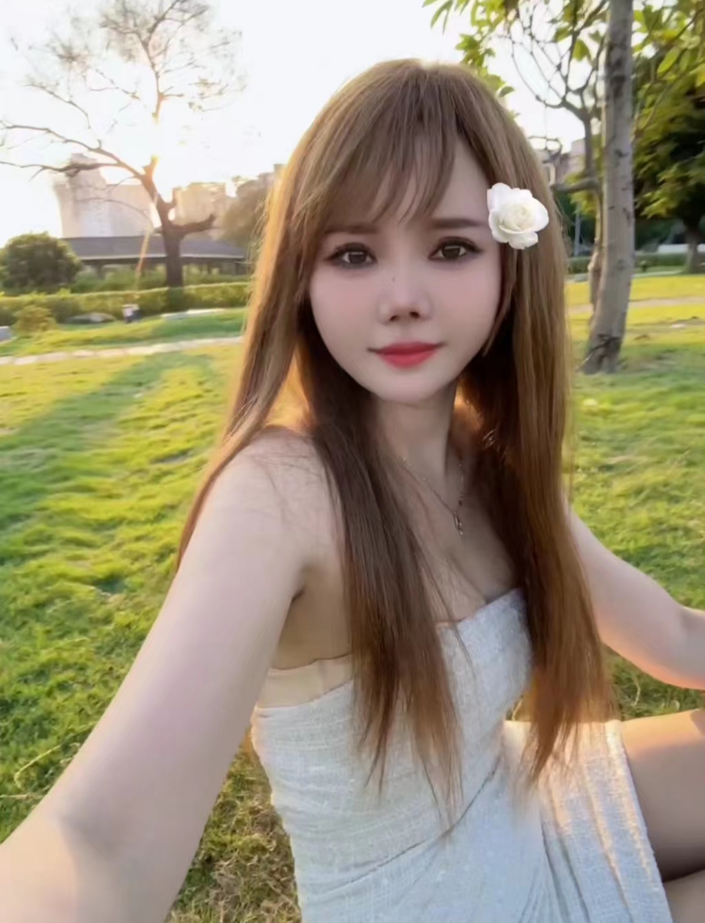 龙江白嫩萌妹丽莎