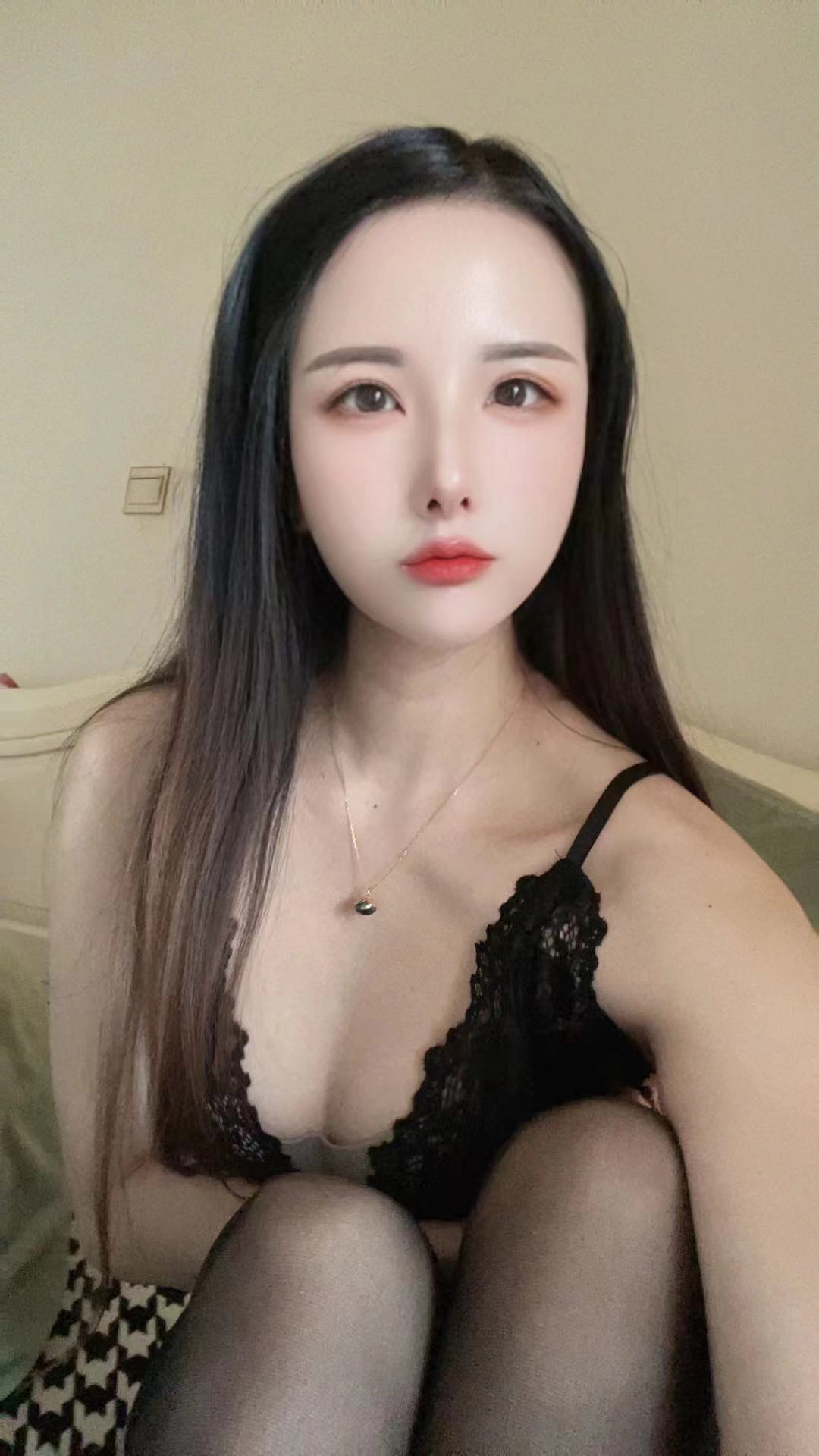 江宁白嫩美妞欣欣