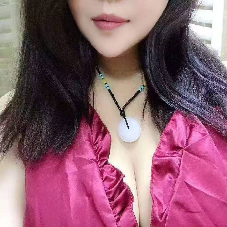 泉山区爆乳轻熟女mi姐