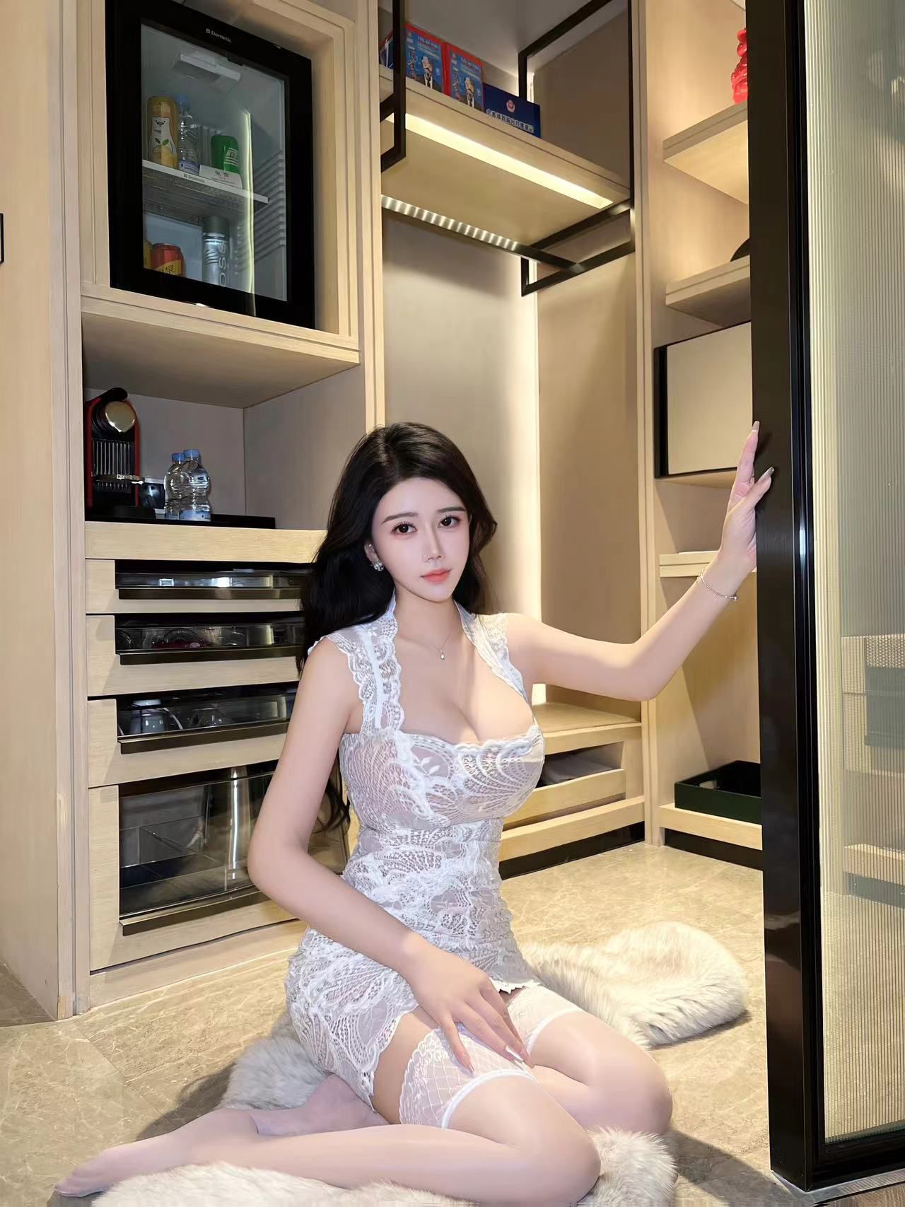 气质高级极品特约胸模