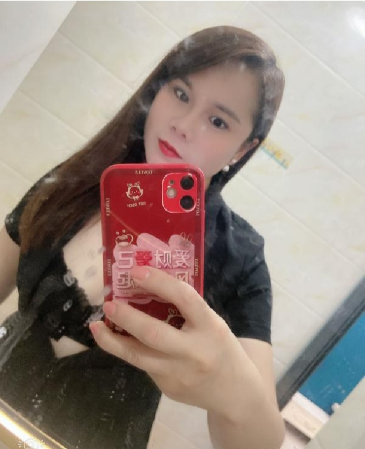 龙华魅惑少妇飞飞