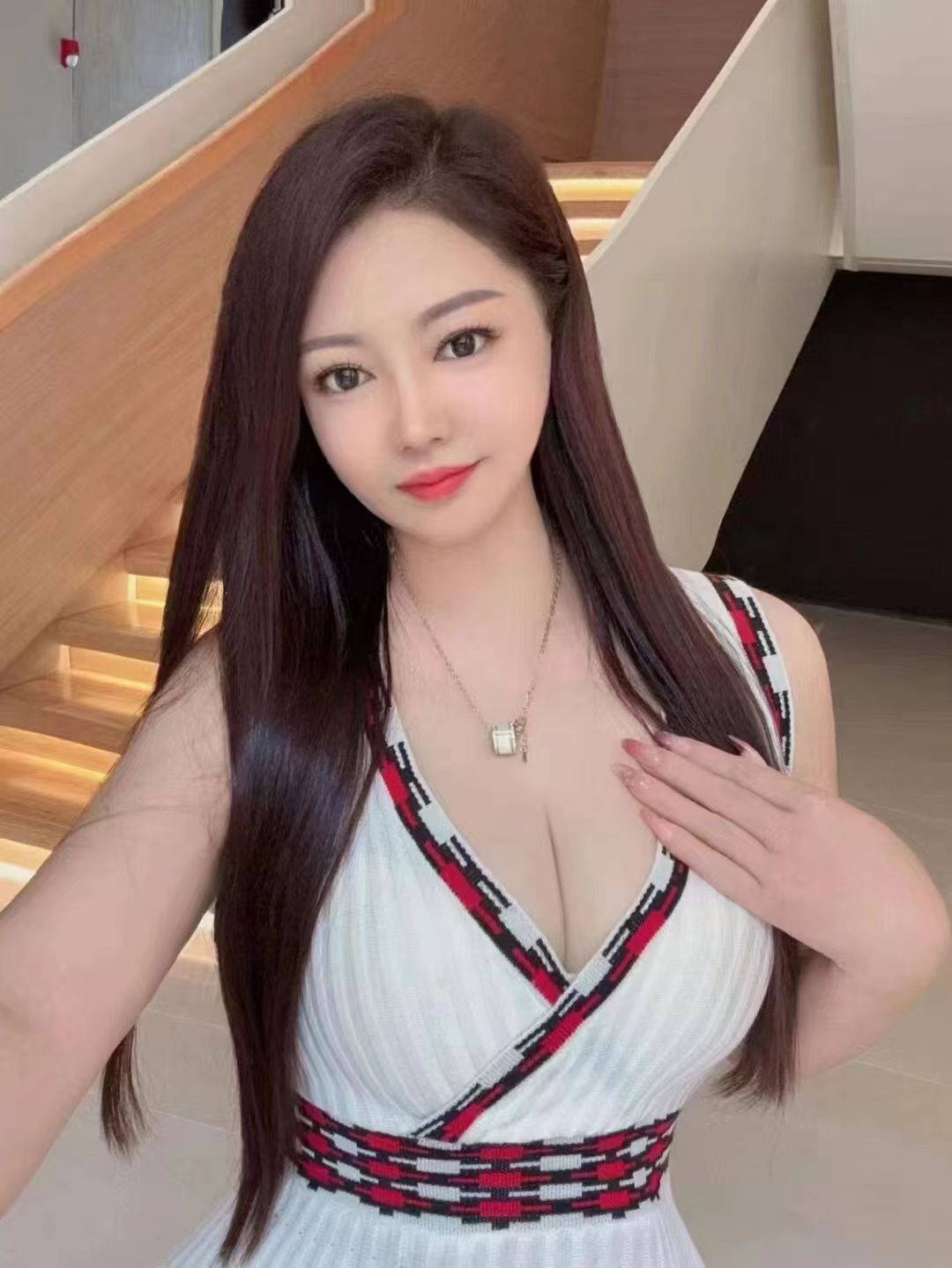 绿园区丰润辣妹朵朵