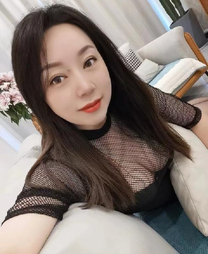 官渡文艺范大胸少妇