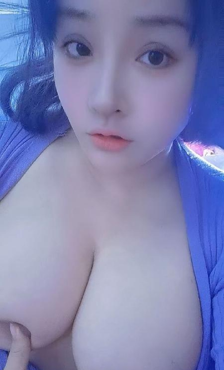 电视塔大咪咪尤物