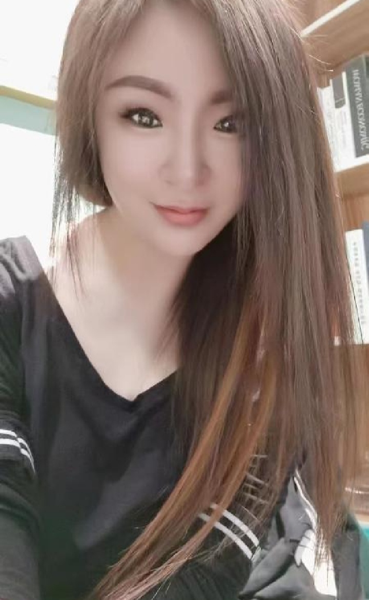 航空港大奶辣妹