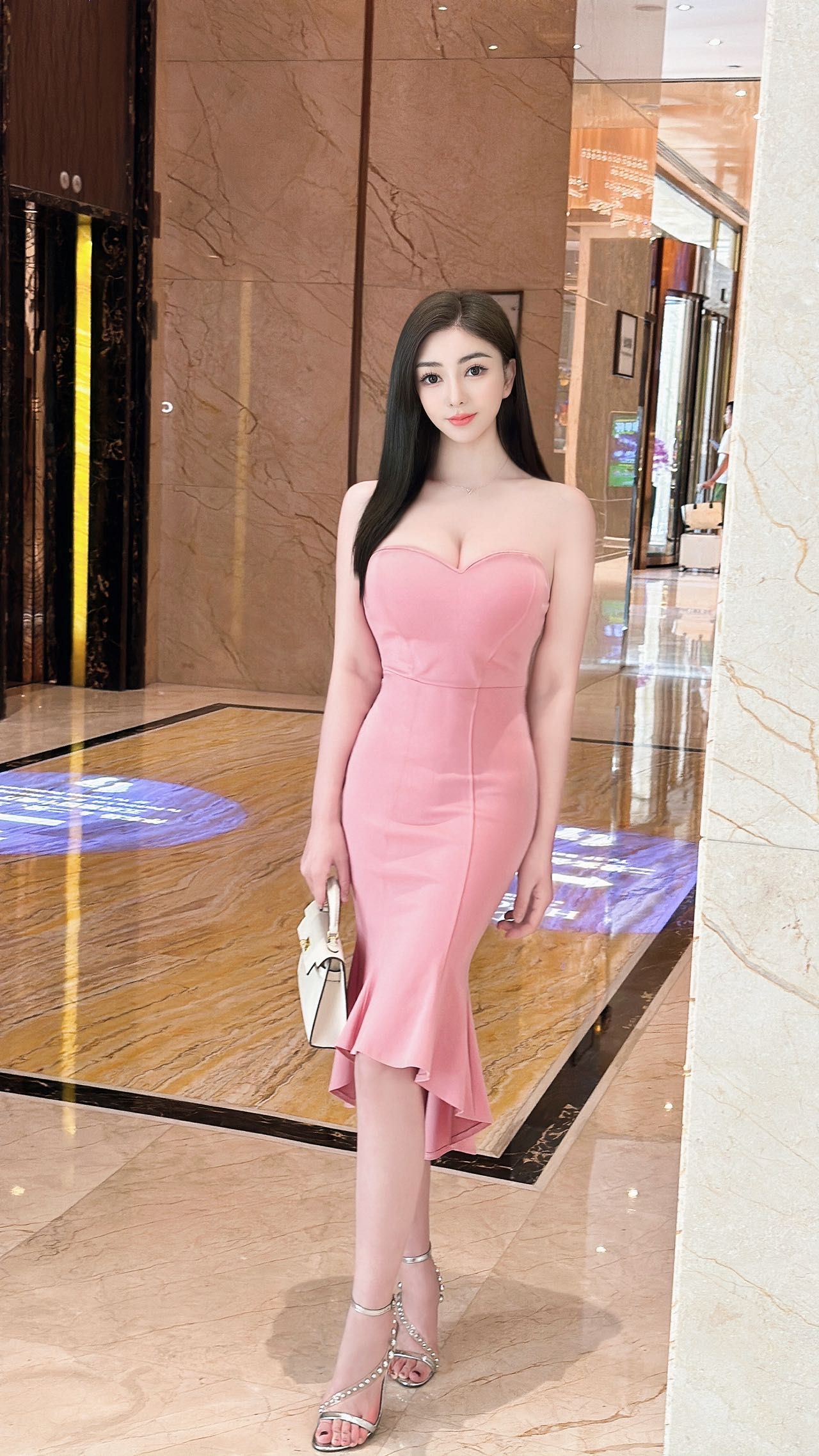 野性十足的大蜜新人