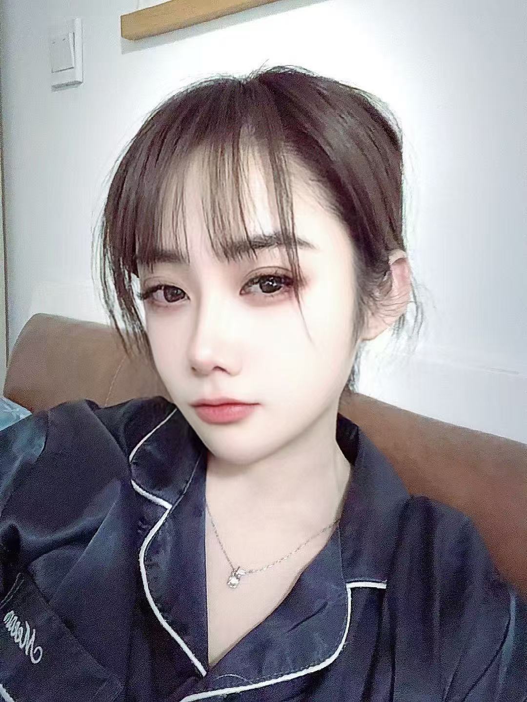 雨花白嫩小甜妹早早