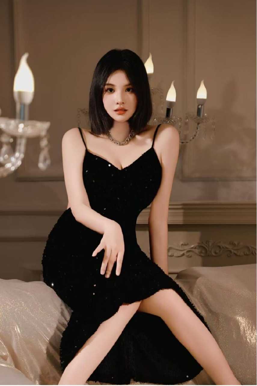 皮肤雪白的涵涵