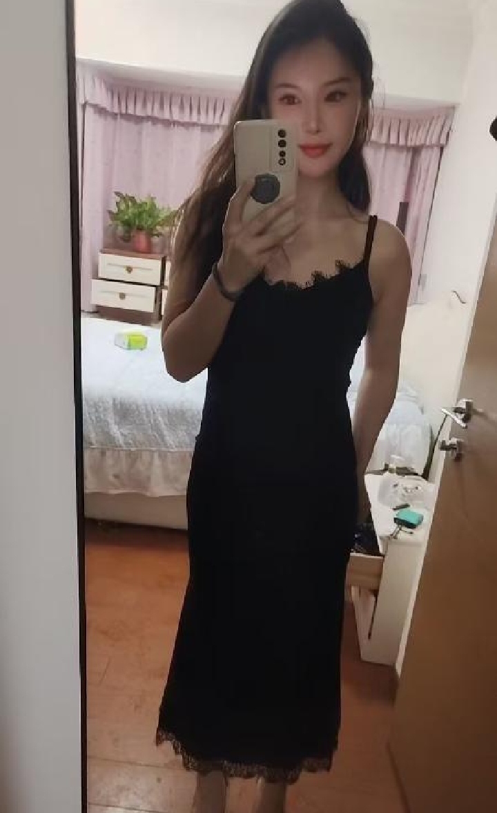 体验甜美女孩可可