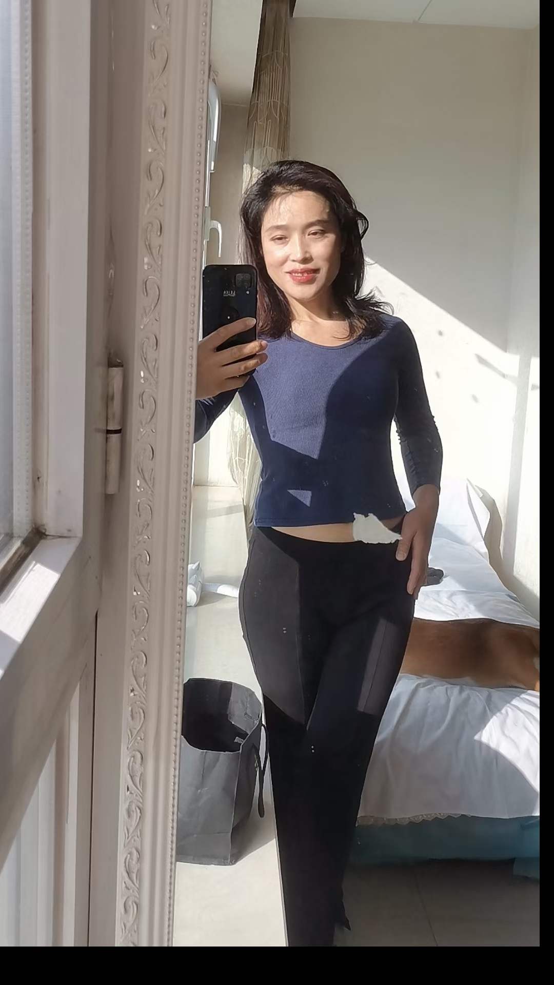 南湖附近优雅少妇