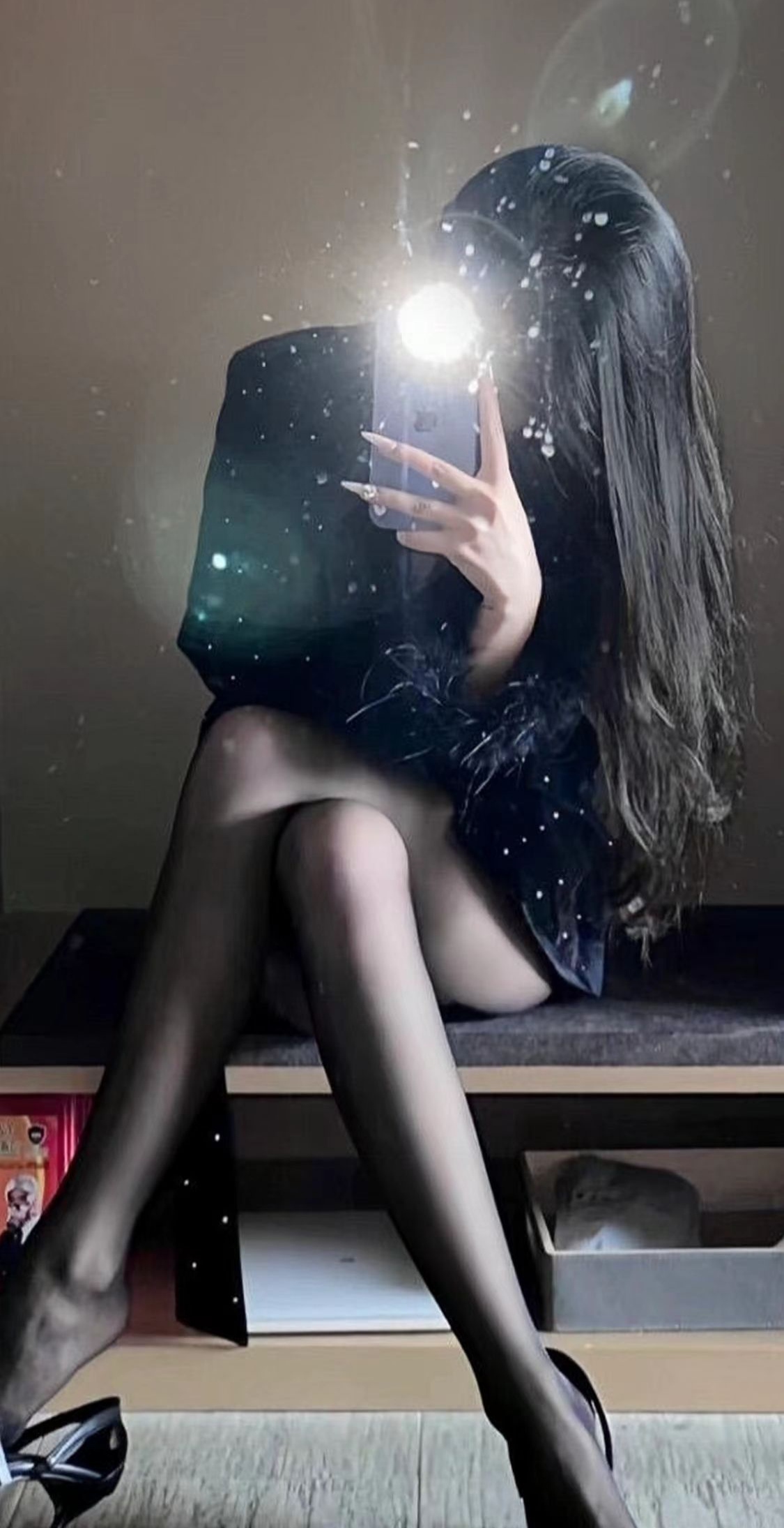 肥臀美腿嫩妞小怡