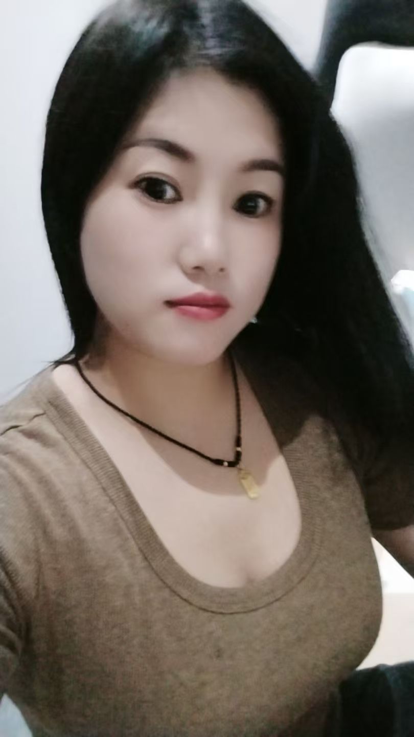 宝山丰满少妇小福猪