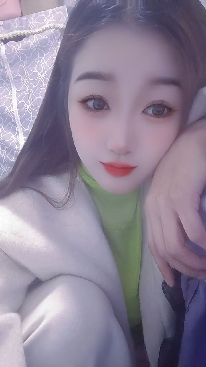 小巧玲珑  丰满好  身材好