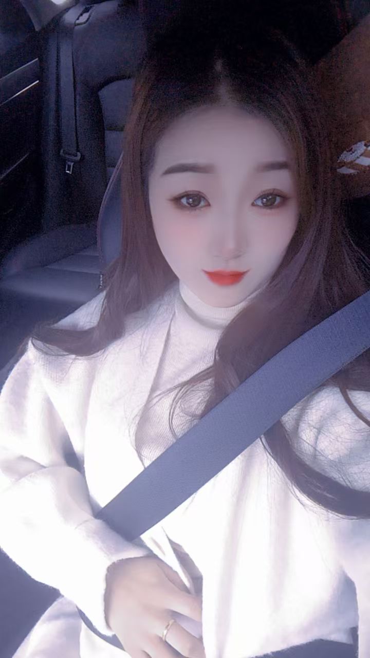 小巧玲珑  丰满好  身材好