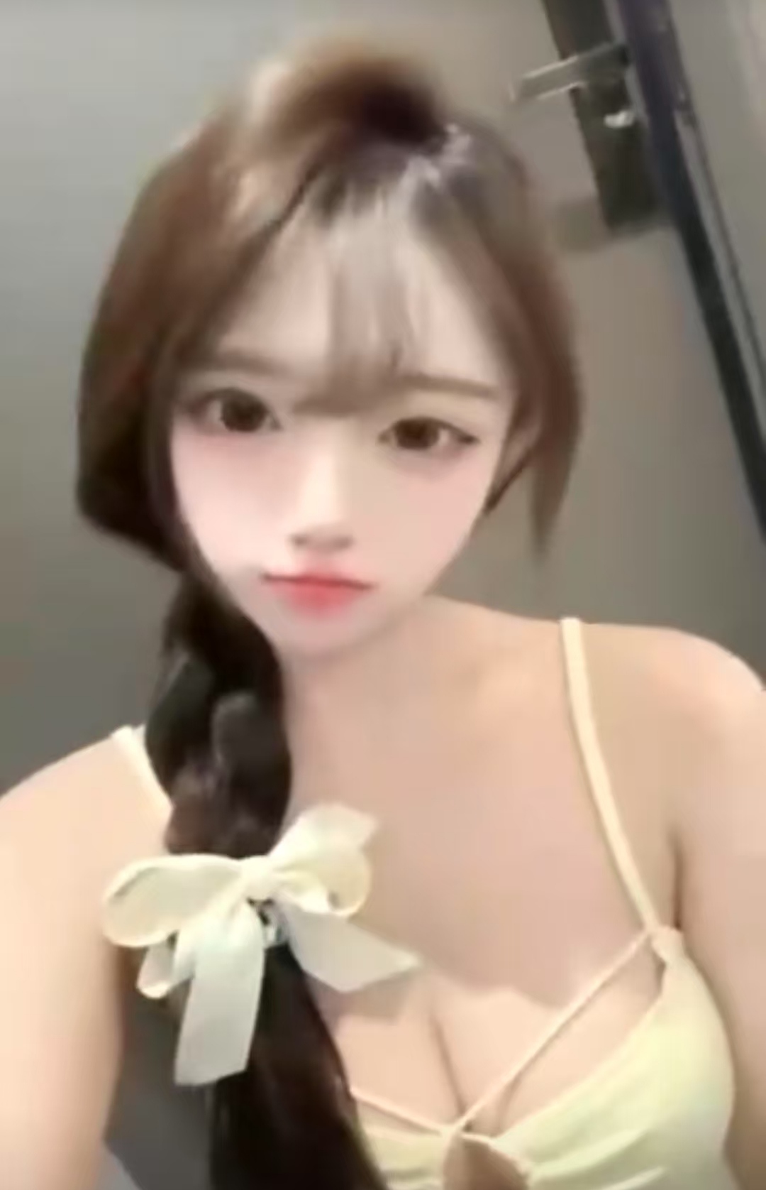 桐乡白嫩甜美肉感小妮