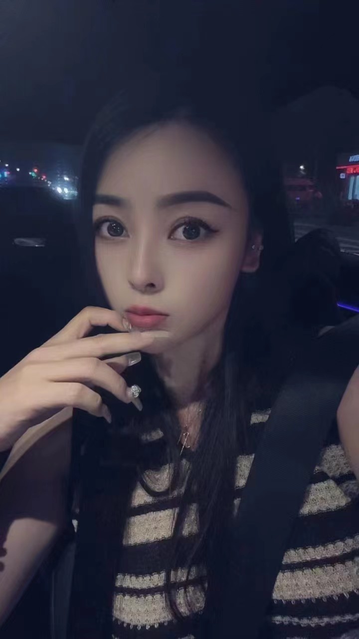 江宁颜值辣妹yy