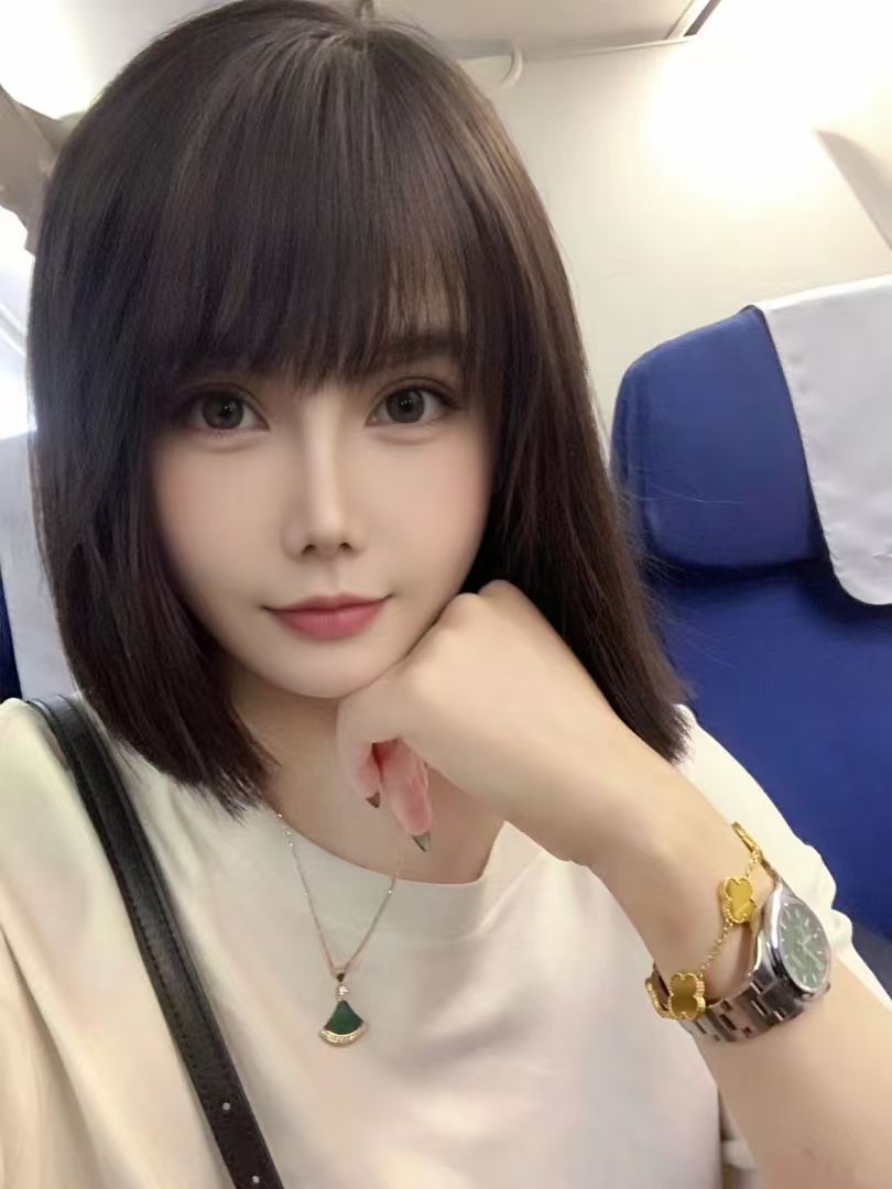 天河短发辣妹漫漫