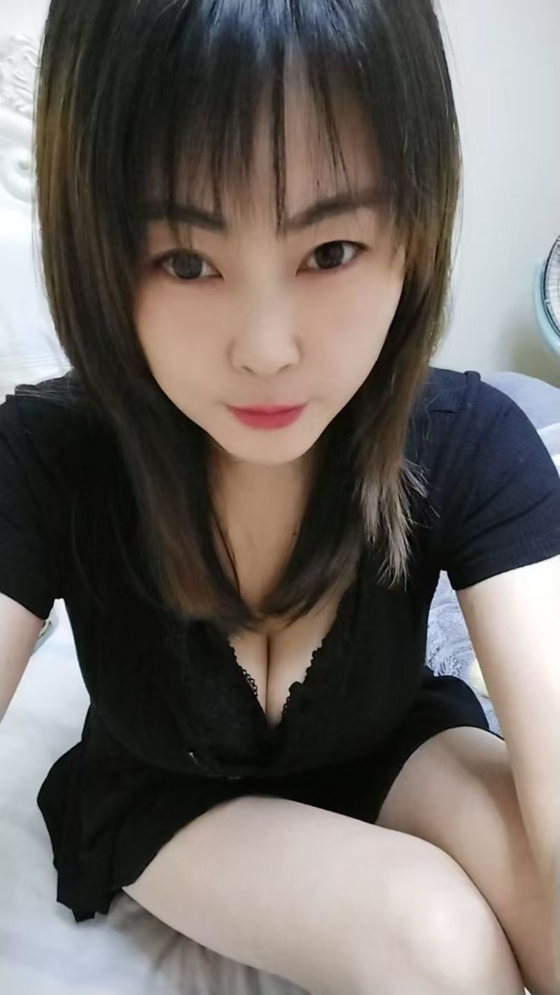 金安热辣美少妇丽丽