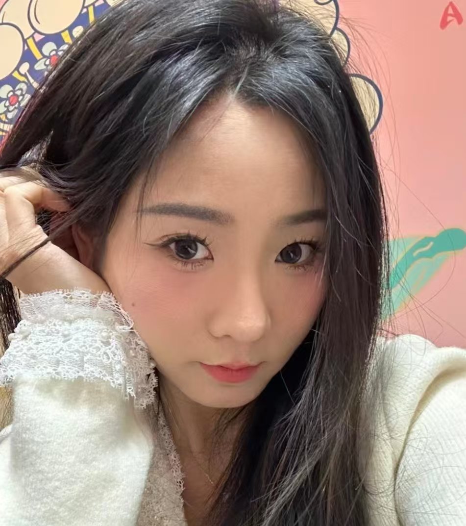 南山丰润甜妹小颖